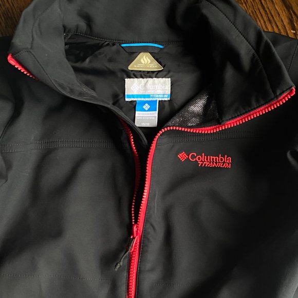 Like New Columbia Youth Bugaboo OmniHeat Layer Black & Red Coat 14/16 - Picture 5 of 5